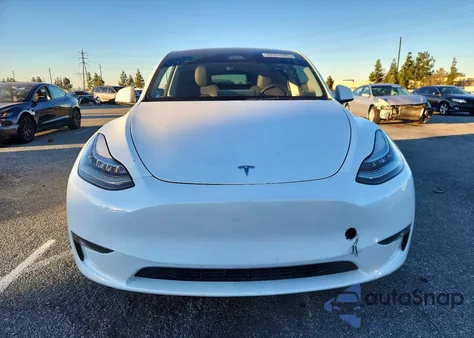 2023 Tesla Model Y z USA, uszkodzony, nr VIN 7SAYGDEE8PA137368